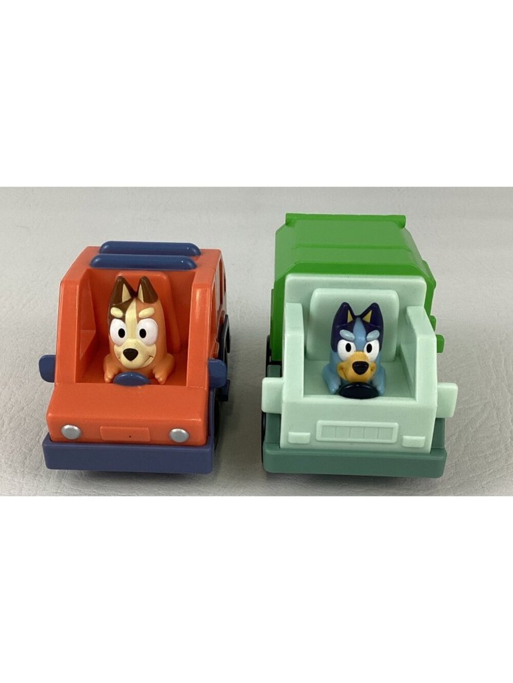 Bluey Mini Racers Free Rolling Vehicles Garbage Truck Chili Heeler 2018 Moose